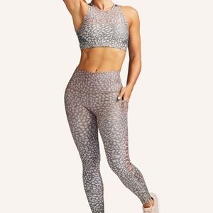 Peloton “Riverstone” leggings and sports bra set